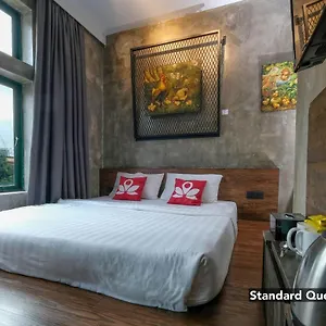 The Hulo & Gallery Hotel